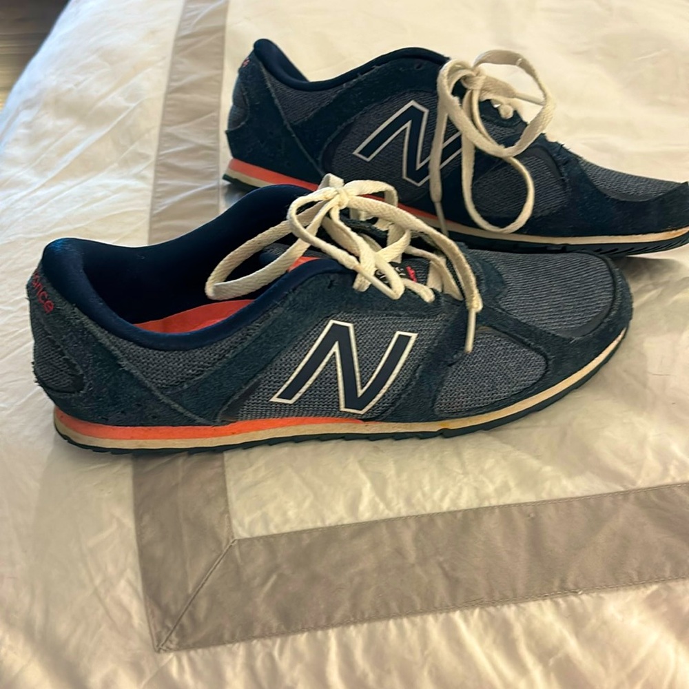 New Balance Sneakers. Size 8